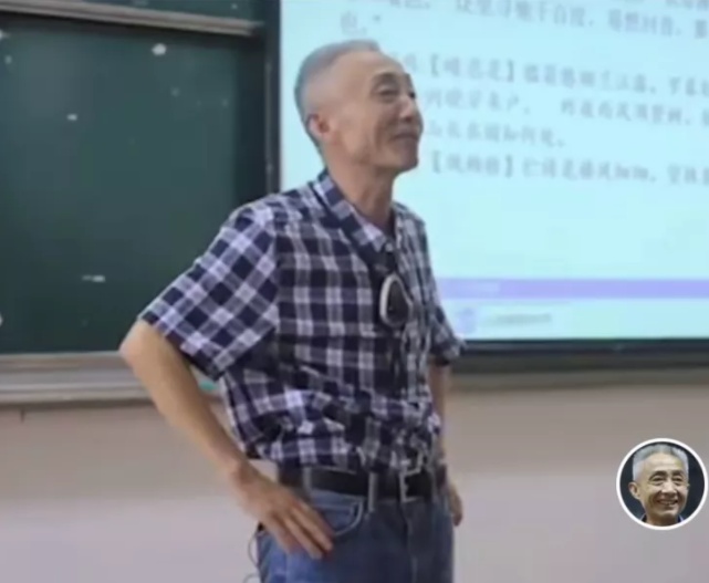 文人活該清貧?大學(xué)教授靠直播賺千萬！